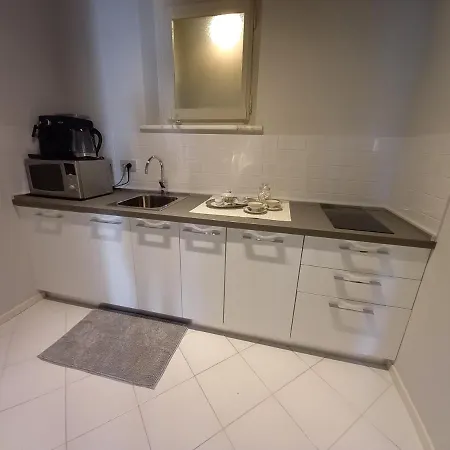 Апартамент Соле На Вилле У Моря Appartement Ospedaletti